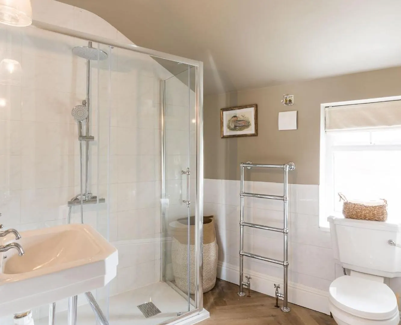 Luxury Townhouse In Cardiff City Centre, 5 Bedrooms, Up To 12 Guests Hébergement de vacances