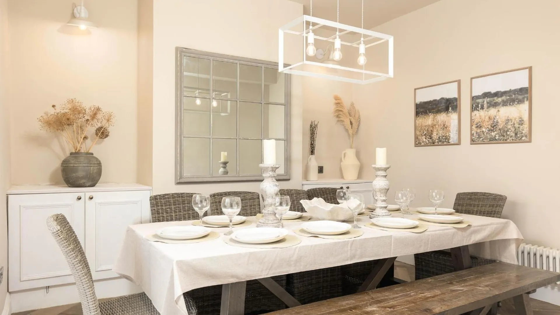 Luxury Townhouse In Cardiff City Centre, 5 Bedrooms, Up To 12 Guests Prázdninový dům
